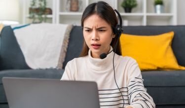 How to Respond to Negative Reviews Like a Pro for Business Owners